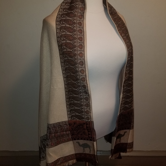 Women Egyptian scar - Picture 2 of 5